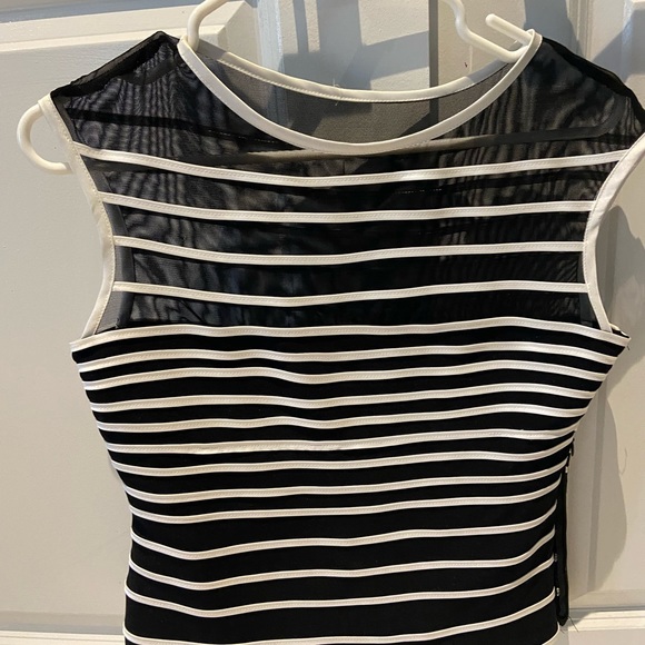 Top for sale black and white - Picture 2 of 2